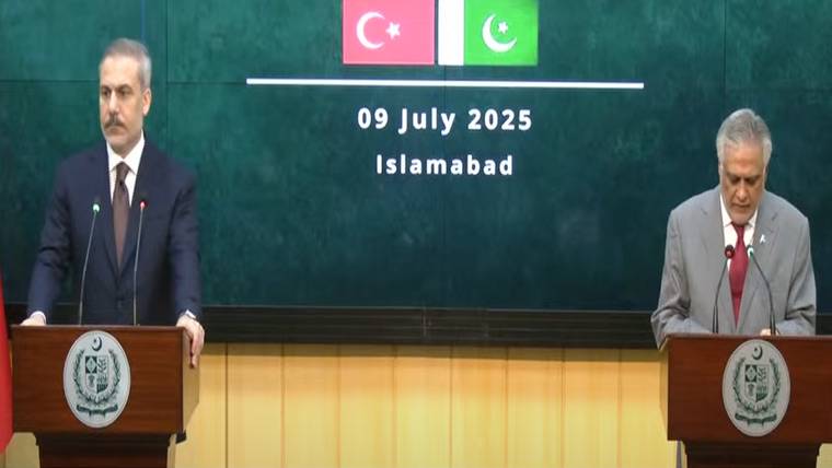 پاکستان اور ترکیہ کا مل کر آگے بڑھنے کا عزم، خطے میں امن و استحکام کے لیے تعاون جاری رکھنے پر اتفاق