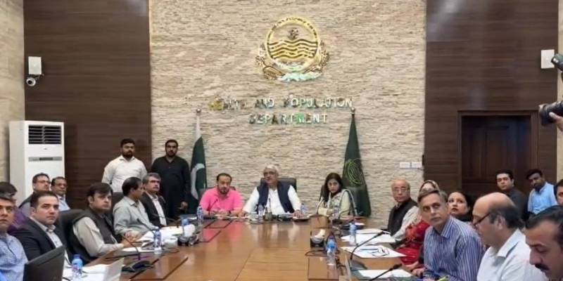 ڈینگی پر قابو پانے کے لیے پنجاب حکومت کا جامع ایکشن پلان، ہائی رسک علاقوں میں سخت نگرانی
