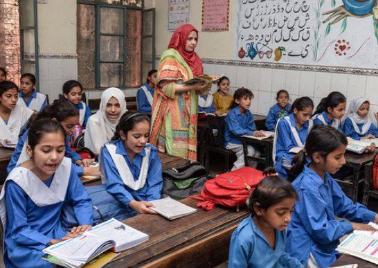 پنجاب میں سکولوں کی گرمیوں کی چھٹیاں دوبارہ تبدیل، کلاسز جلد شروع