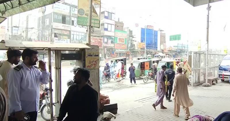 ڈیزل کی قیمت میں کمی کے باوجود ٹرانسپورٹرز کی جانب سے کرایوں میں کمی سے انکار