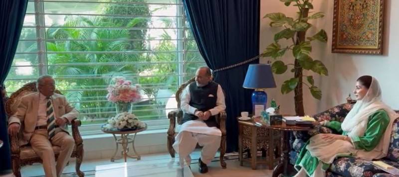 وزیراعلیٰ مریم نواز سے نئے وزراء کی ملاقات، سیاسی و امن و امان پر تبادلہ خیال