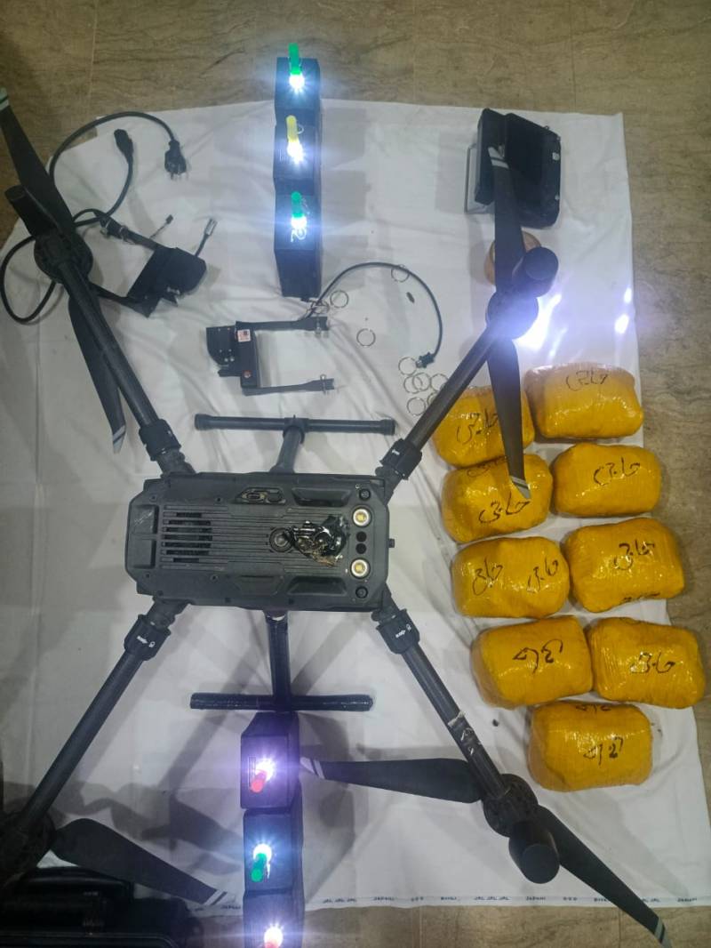 اینٹی نارکوٹکس فورس پنجاب کی ڈرون کے ذریعے منشیات سمگلنگ کے گروہ پر کامیاب کارروائی