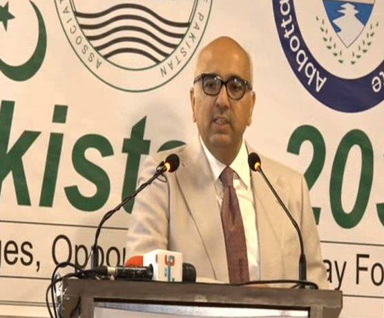 ایبٹ آباد: ’’2030 کا پاکستان، چیلنجز، امکانات اور نئی راہیں‘‘ سیمینار میں پروفیسر ڈاکٹر چودھری عبدالرحمان کا خطاب