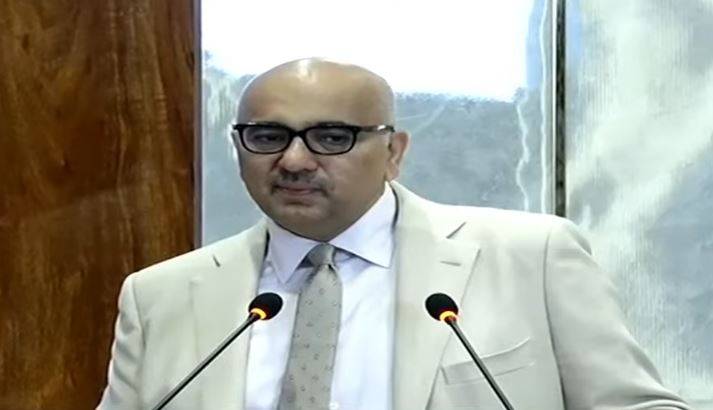 اگرایمانداری،دیانتداری اورسچائی سےاپنےکام پرتوجہ دیں توبہترانسان بن سکتےہیں،پروفیسرڈاکٹرچودھری عبدالرحمان