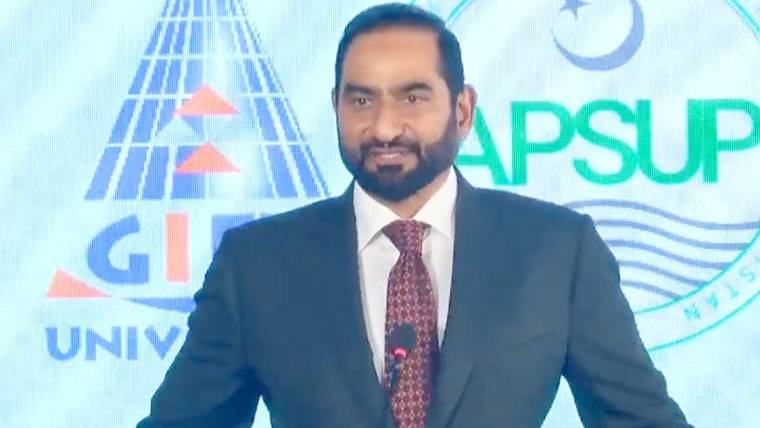  ملک کے نوجوانوں کو تعلیم کے بہتر مواقع نہیں مل رہے، جس سے ترقی کی راہ میں رکاوٹ آ رہی ہے, میاں عامر محمود
