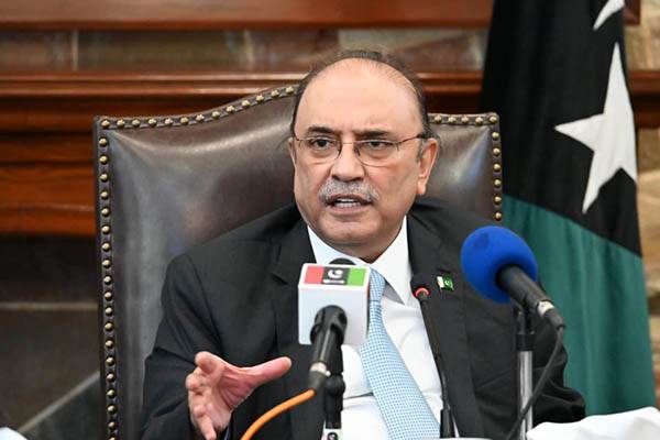 صدر مملکت آصف علی زرداری لاہور پہنچ گئے، دو روزہ قیام کریں گے