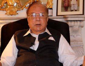 سابق وزیر اعلیٰ پنجاب میاں منظور احمد وٹو دساوے والا میں سپرد خاک