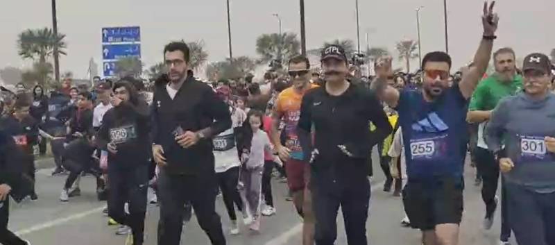 لاہور میں نئے سال کی خوشیوں کا آغاز، میراتھن ریس میں شہریوں کی بڑی تعداد نے حصہ لیا