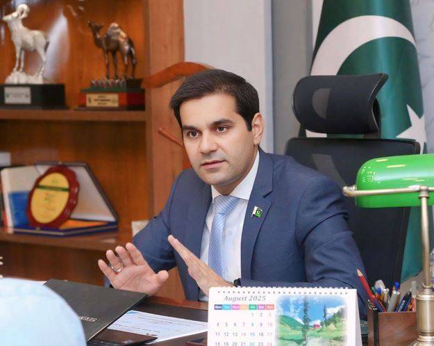پنجاب گورننس انڈیکس: ڈی سی مظفر گڑھ 97.92 پوائنٹس کے ساتھ ٹاپ پوزیشن پر 