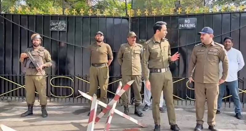 قذافی سٹیڈیم میں کرکٹ کا میلہ؛ لاہور پولیس سکیورٹی کیلئے ہائی الرٹ، ڈی آئی جی آپریشنز خود فیلڈ میں متحرک