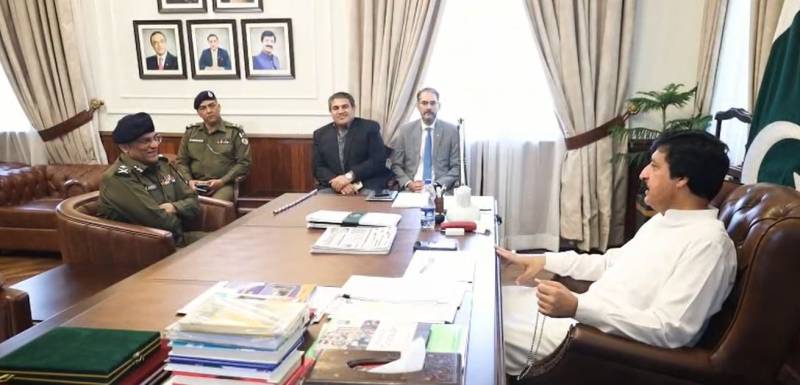 پنجاب کو جرائم سے پاک بنانا مشن: گورنر اور وزیراعلیٰ ایک پیج پر، آئی جی پنجاب کو امن و امان برقرار رکھنے کی ہدایت