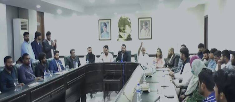 نوجوانوں کو ایکسپورٹرز بنانے کی پالیسی اپنانا ہوگی: لاہور چیمبر