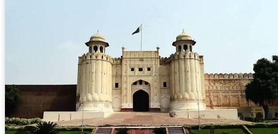  لاہور شاہی قلعہ کے تاریخی اکبری گیٹ کی بحالی کا 85 فیصد کام مکمل