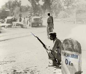 1965ء کی جنگ: کھیم کرن کے محاذ پر پاک افواج کی پیش قدمی، بھارتی فوج کو پسپائی اختیار کرنا پڑی