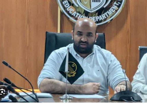  پنجاب میں امتحانی نظام مزید جدید بنانے کا فیصلہ، پرچوں کی آن لائن مارکنگ ہوگی: رانا سکندر حیات